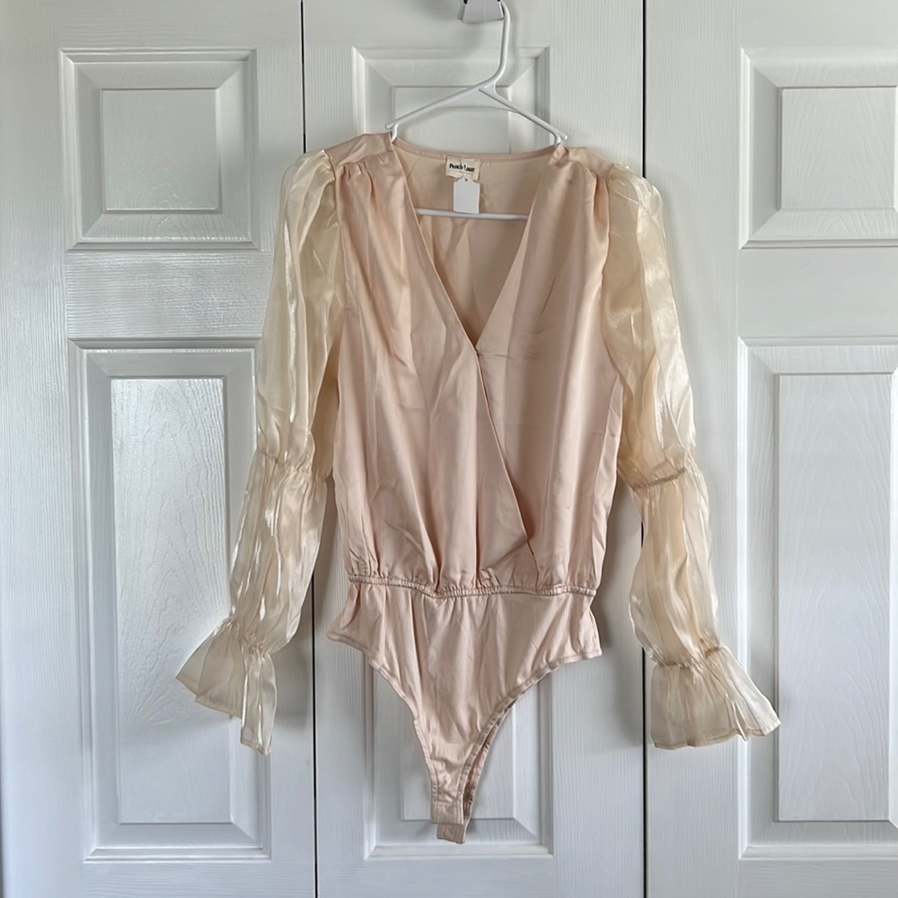 PEACH LOVE LONG SLEEVE BLOUSE SMALL NEW WITH TAGS